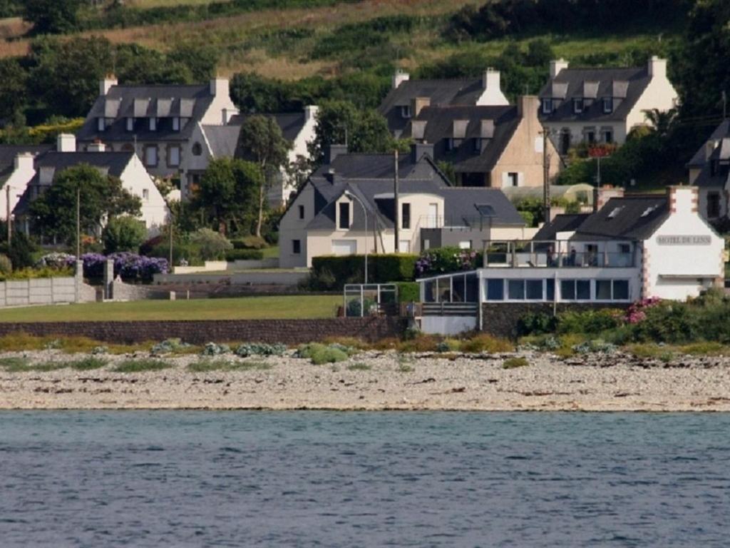 La Presqu' Ile Du Lenn Face A La Mer Lägenhet Louannec Exteriör bild